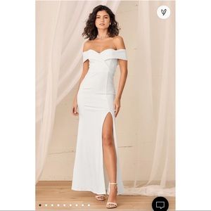 *NWT* Off the shoulder white maxi dress from Lulu’s